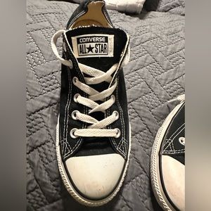 Women’s 9 men’s 7 Vans Chuck Taylor black white tip lace up shoe